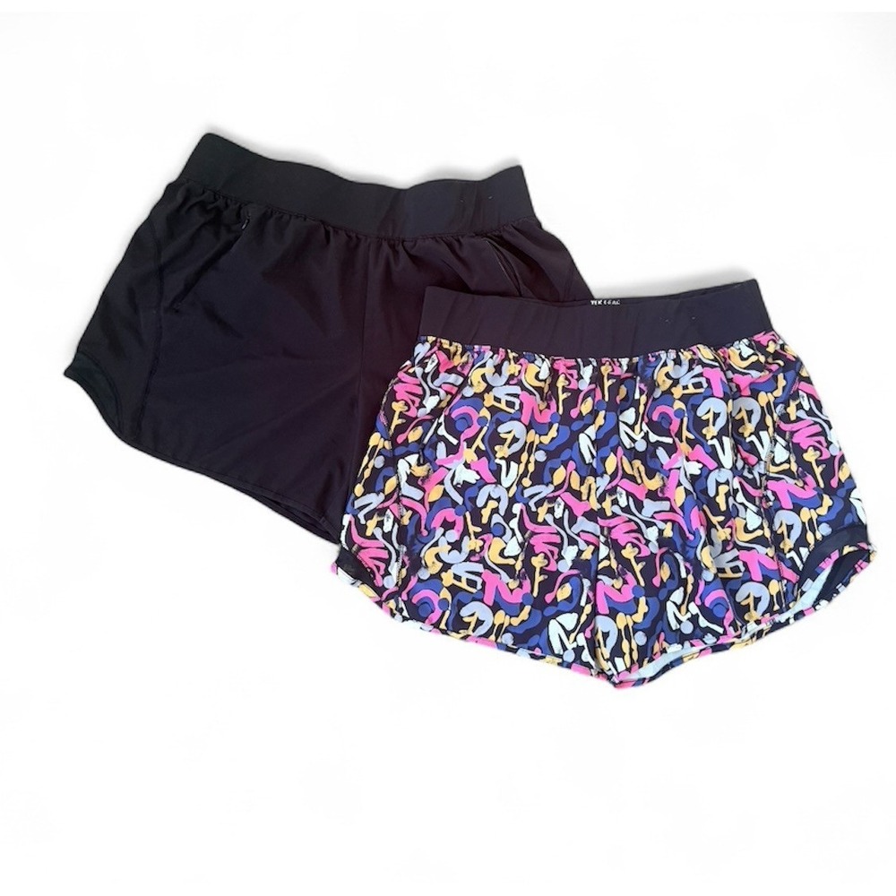 Tek Gear Lot Of 2 Athletic Shorts Women's XL  Black Colorful 5" Inseam Pockets